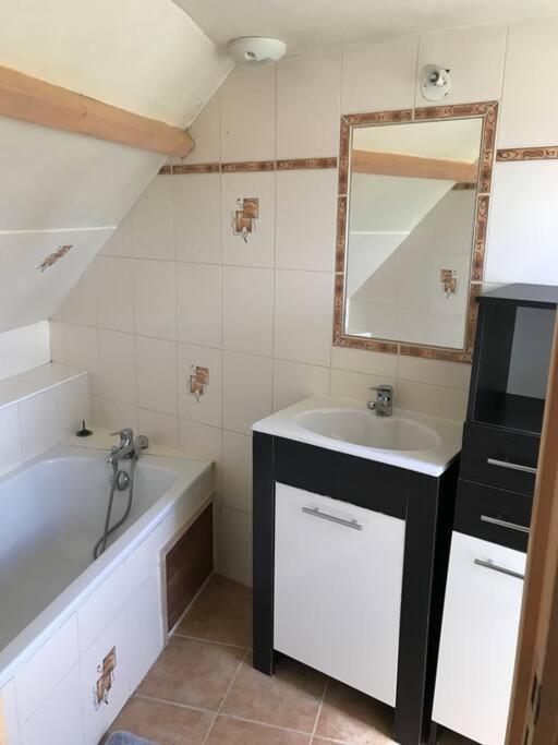 Maisonnette Au Pied Du Mont Dol Экстерьер фото